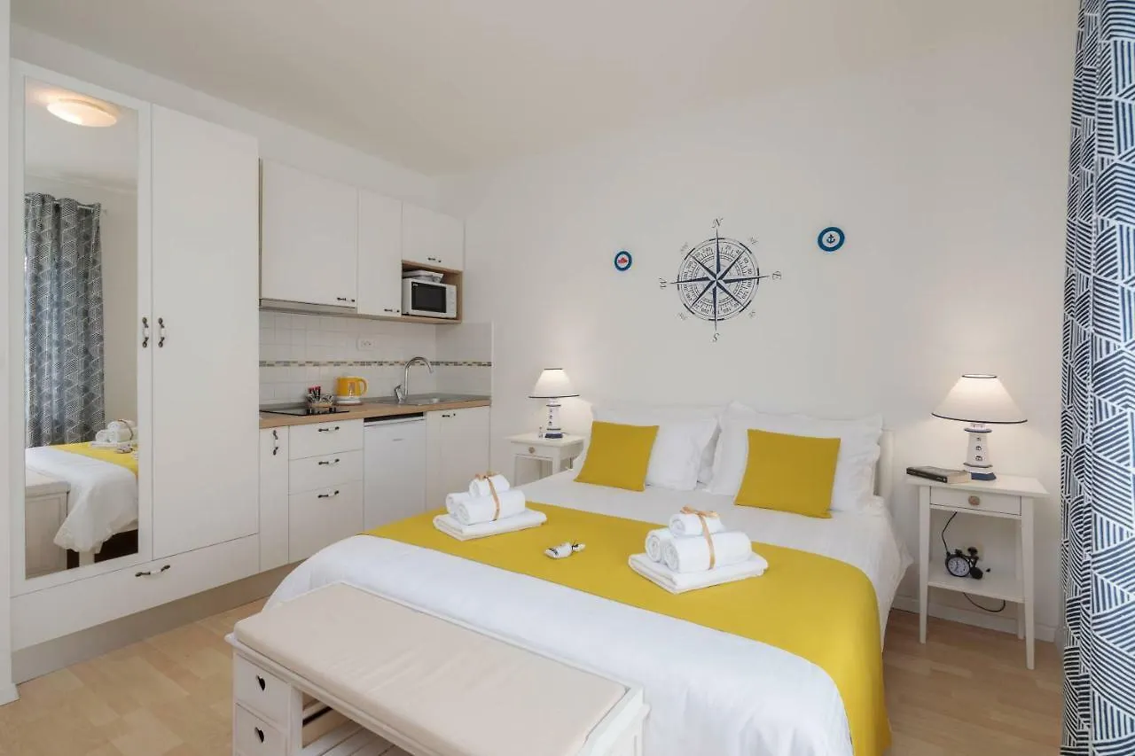 Apartments Centerlink Split 0*,  Croatia