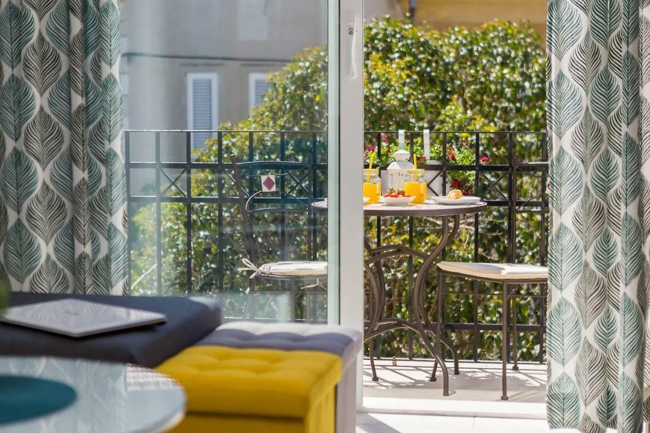 Apartments Centerlink